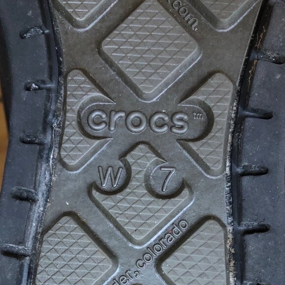 CROCS Black & Gray Quilted Design Rain Boots Faux Fur Trim Womens 7 (c7h) - Picture 10 of 10